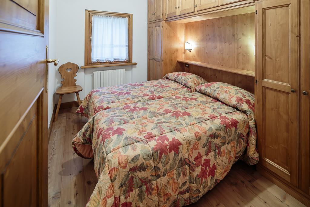 Villa Lacedel - Stayincortina Cortina dʼAmpezzo Cameră foto