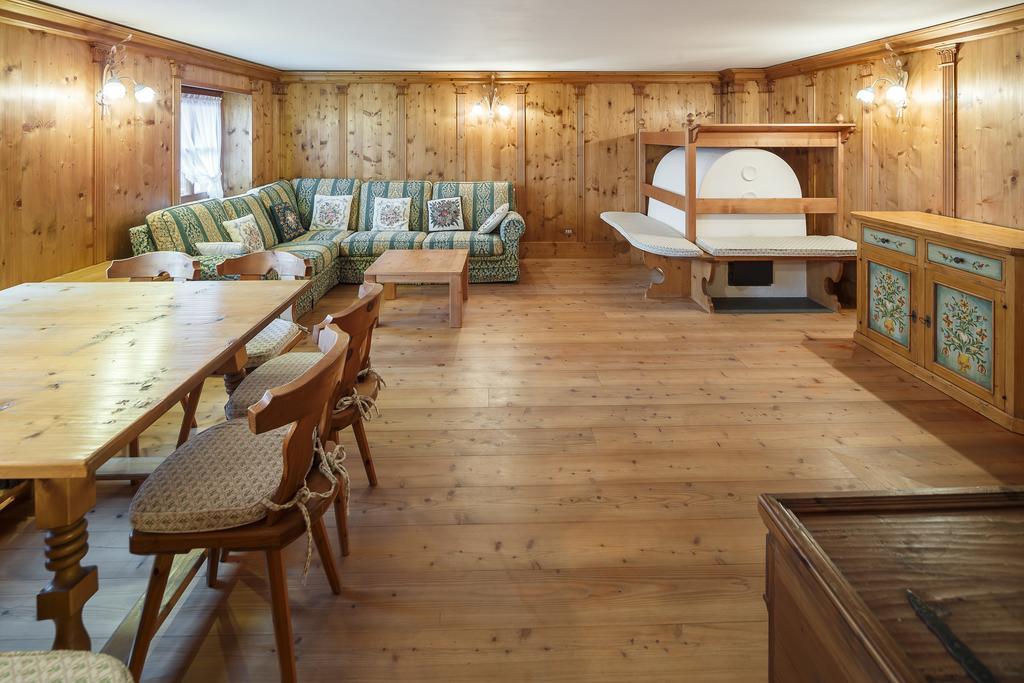 Villa Lacedel - Stayincortina Cortina dʼAmpezzo Cameră foto