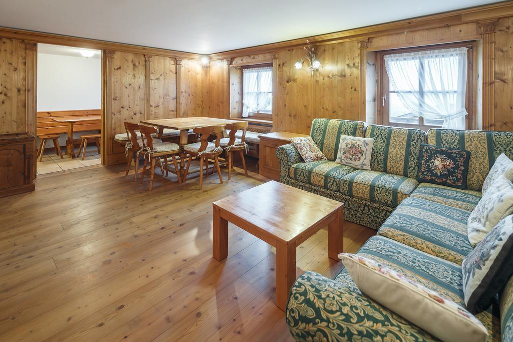 Villa Lacedel - Stayincortina Cortina dʼAmpezzo Cameră foto