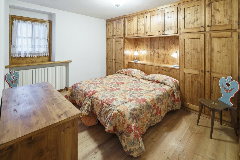 Villa Lacedel - Stayincortina Cortina dʼAmpezzo Cameră foto